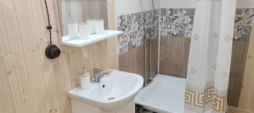 Mandarinka Mini-Hotel 0*