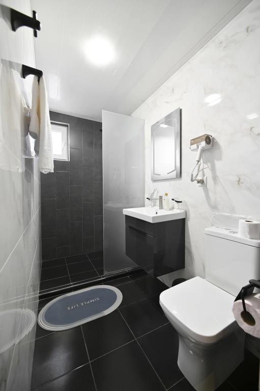 Mon Invite Hotel, Mini-Hotel 2*