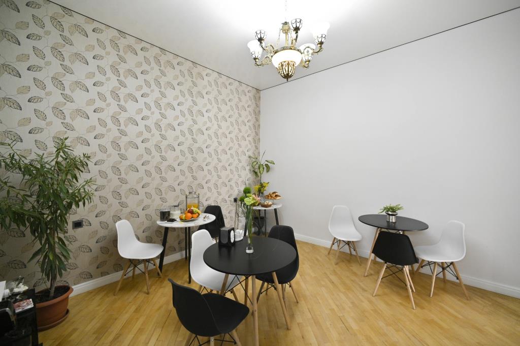 Mon Invite Hotel, Mini-Hotel 2*