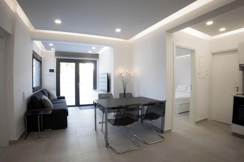 Phaedrus Living Luxury Mackenzie Flat 0*