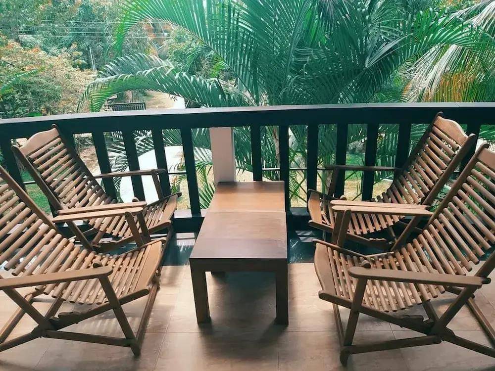 Lake View Homestay 3*