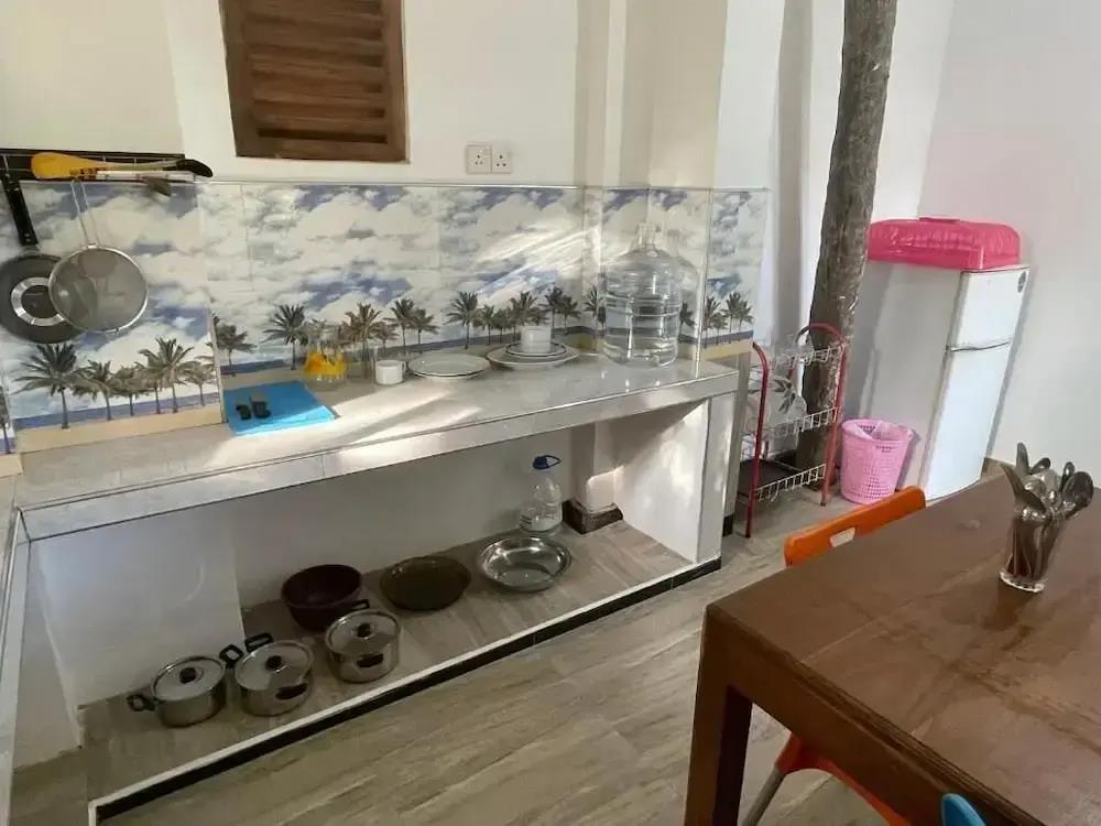 Lake View Homestay 3*