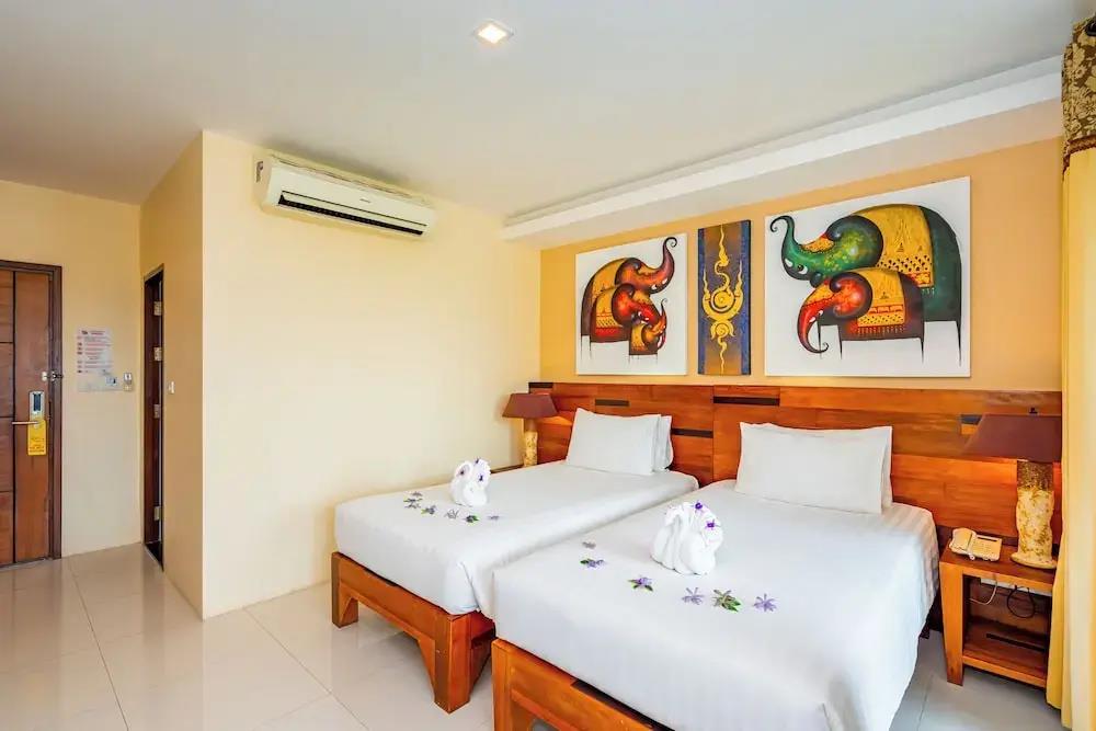 The cheetar Hotel 3*