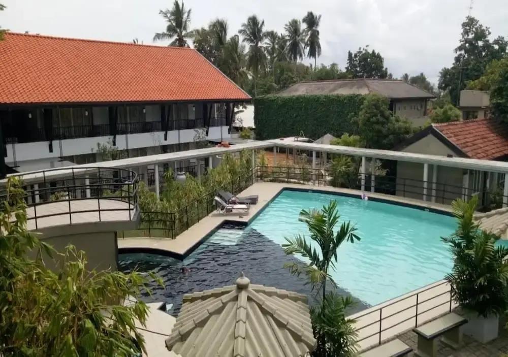 Garden Beach Hotel 3*