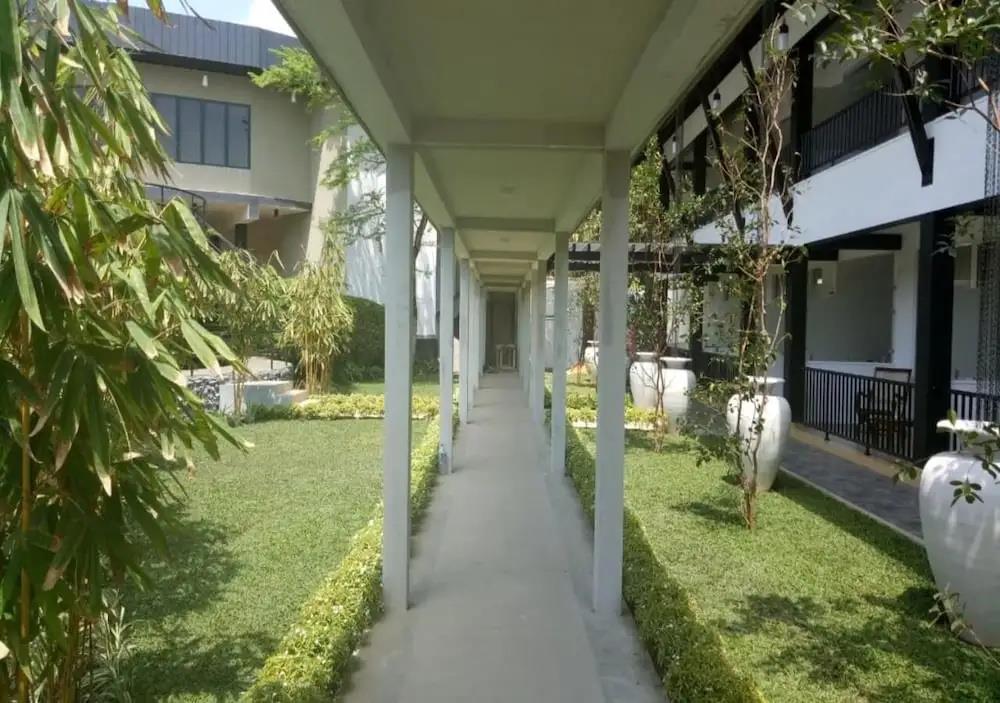 Garden Beach Hotel 3*