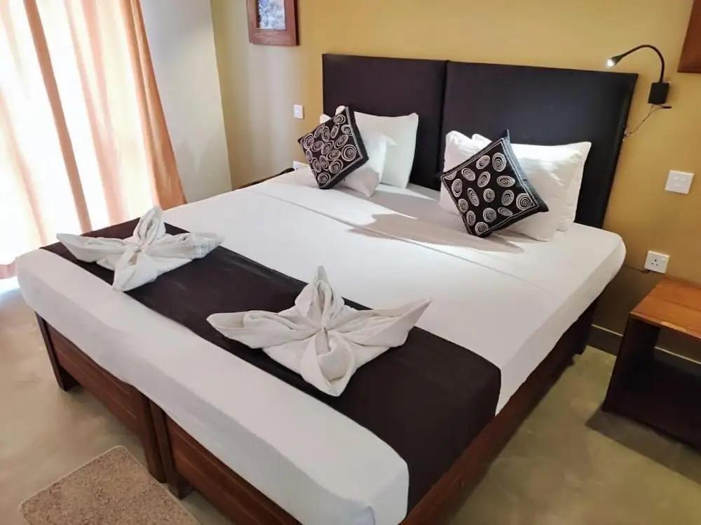 Garden Beach Hotel 3*