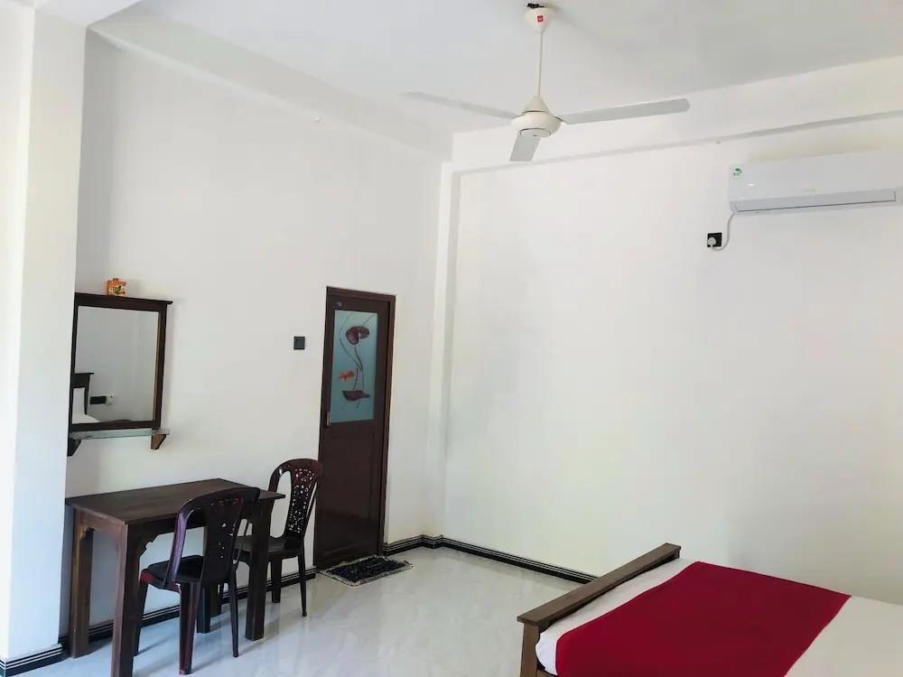Thuru Sevana Villa 0*