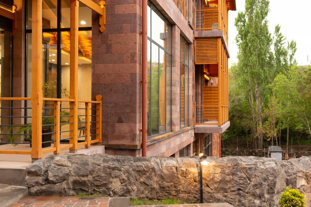 Hotel Red Bridge Yerevan 4*