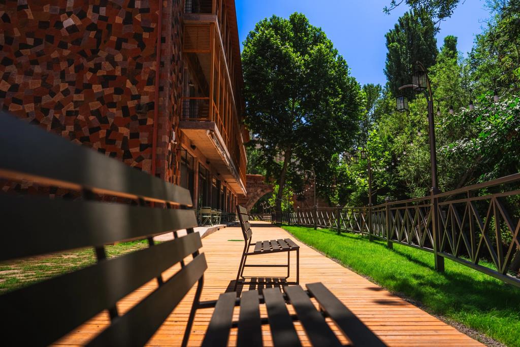 Hotel Red Bridge Yerevan 4*
