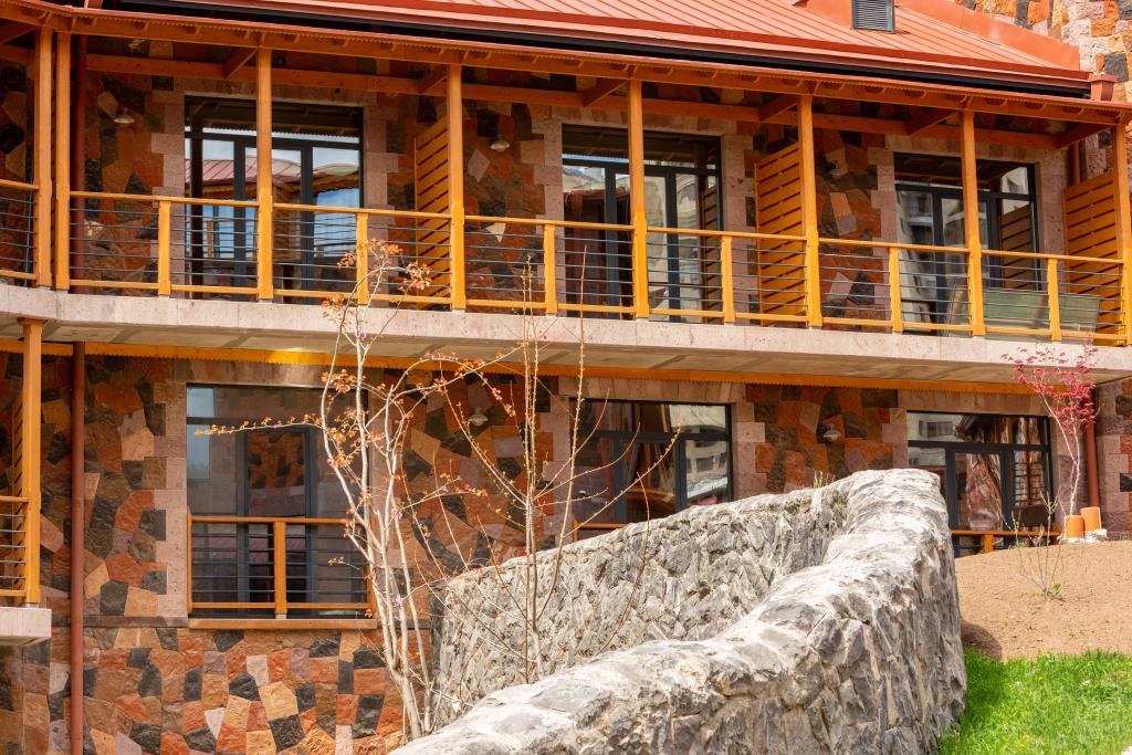 Hotel Red Bridge Yerevan 4*