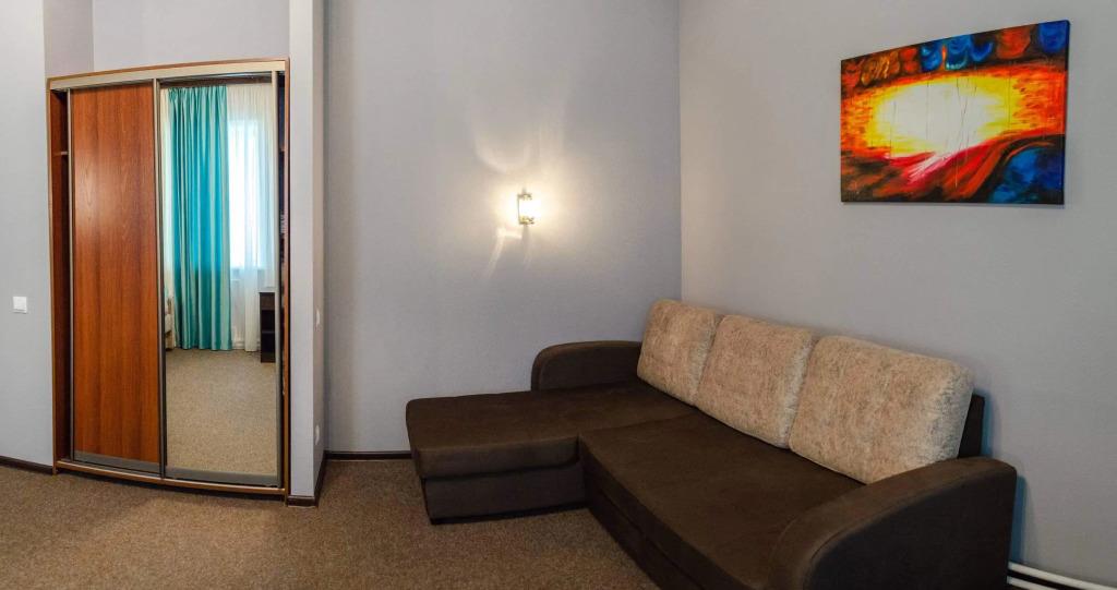 Hotel Aerodrom Tanay 4*