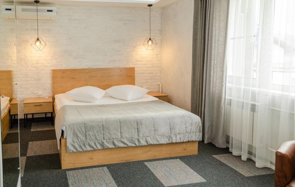 Hotel Aerodrom Tanay 4*
