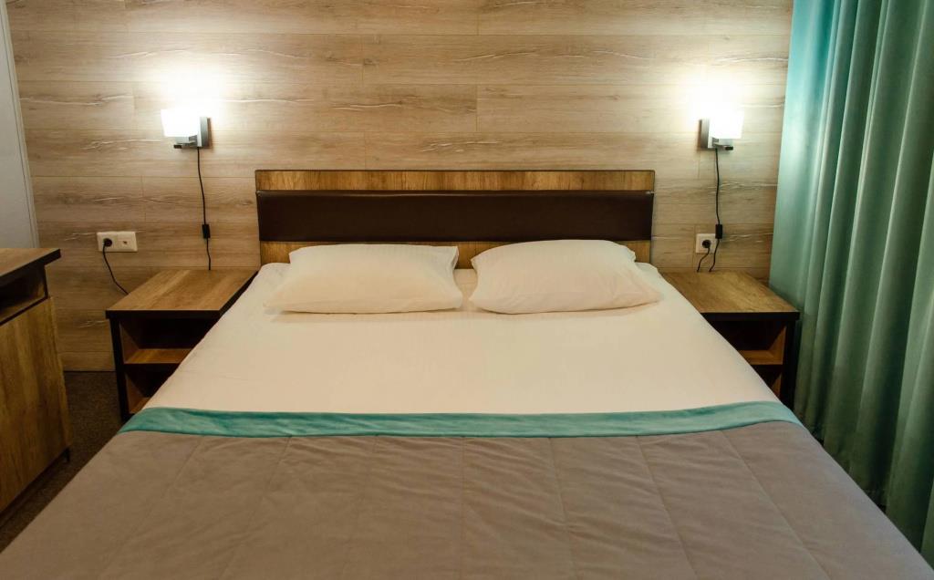 Hotel Aerodrom Tanay 4*