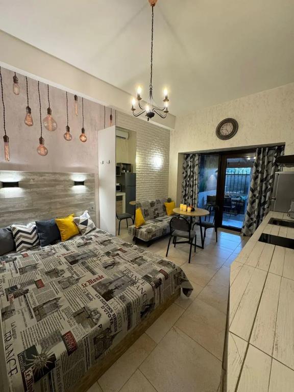 Loft Studio 0*