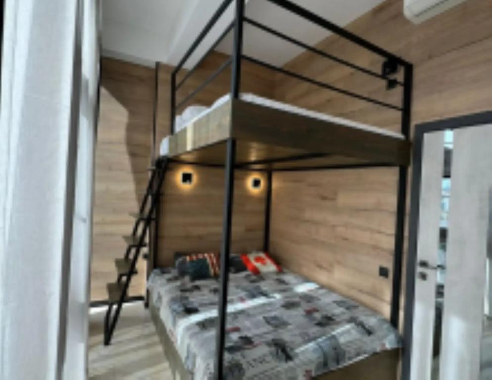 Loft Studio 0*