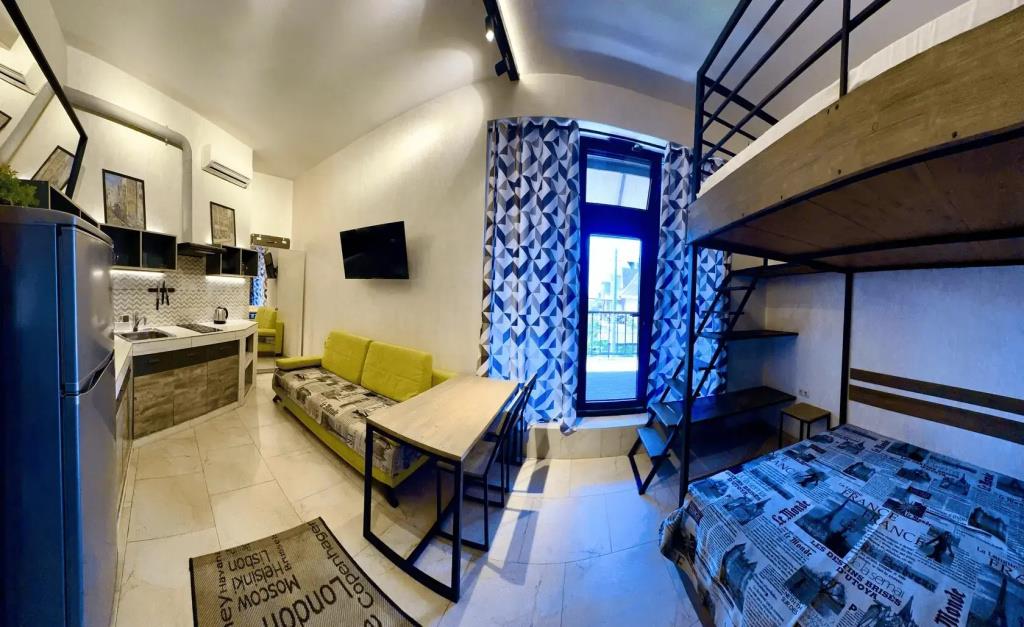 Loft Studio 0*