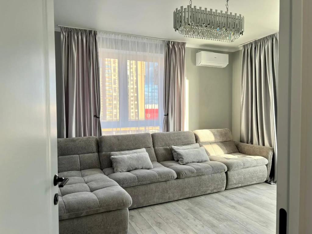 Apartments on 41 Congressional Street 0*