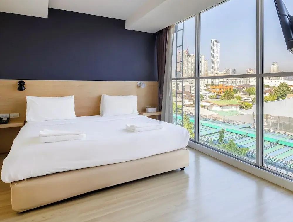 GP House Express Sukhumvit 81 2*