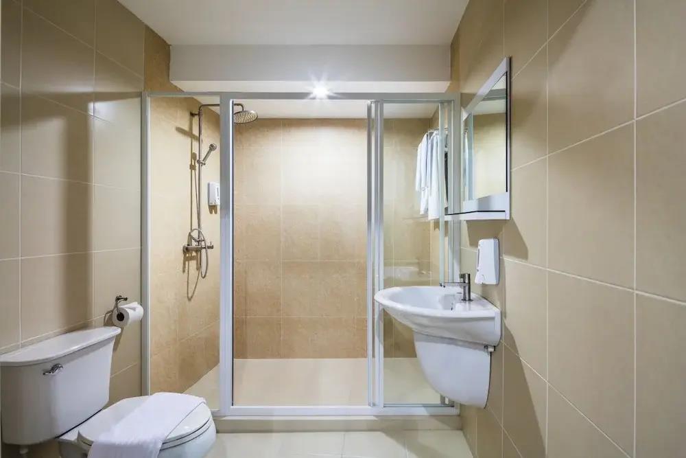GP House Express Sukhumvit 81 2*
