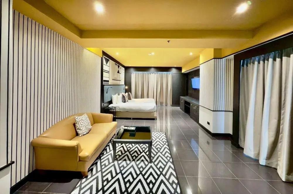 The Quarter Saphan Khwai by UHG 4*