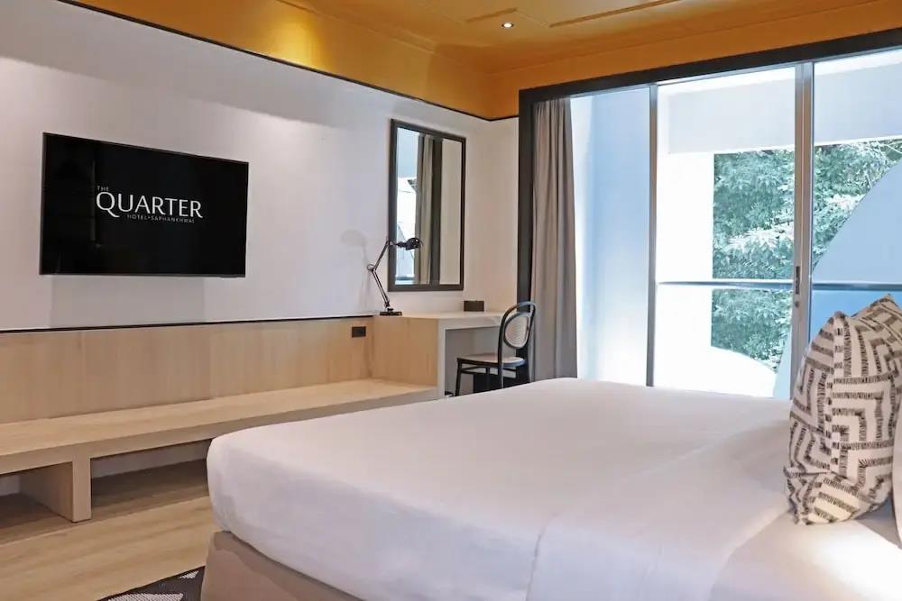 The Quarter Saphan Khwai by UHG 4*