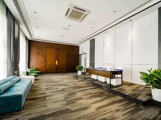 Peng Ke Boutique Hotel Shenzhen Baoneng Center Sungang Subway Station Branch 0*