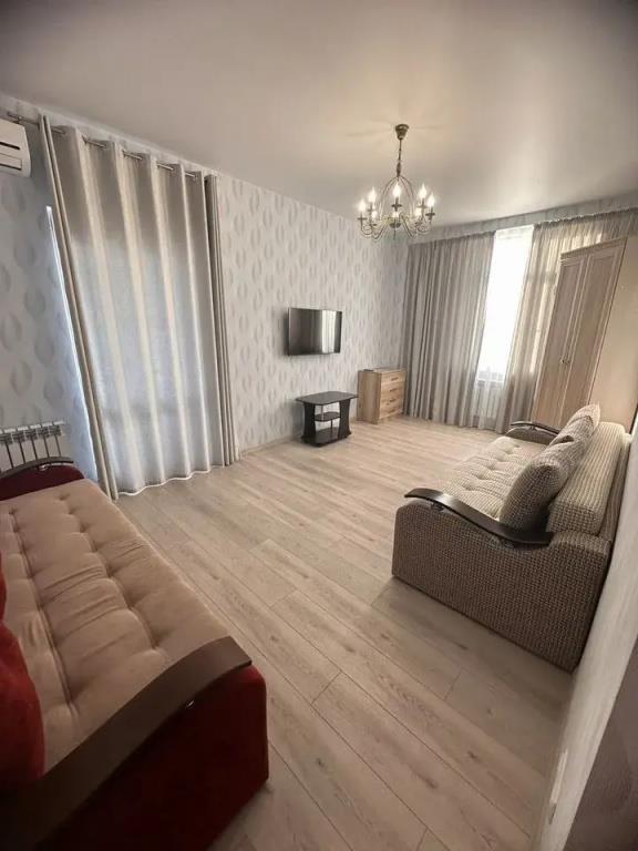 V Zhk Chernomorskiy Flat 0*