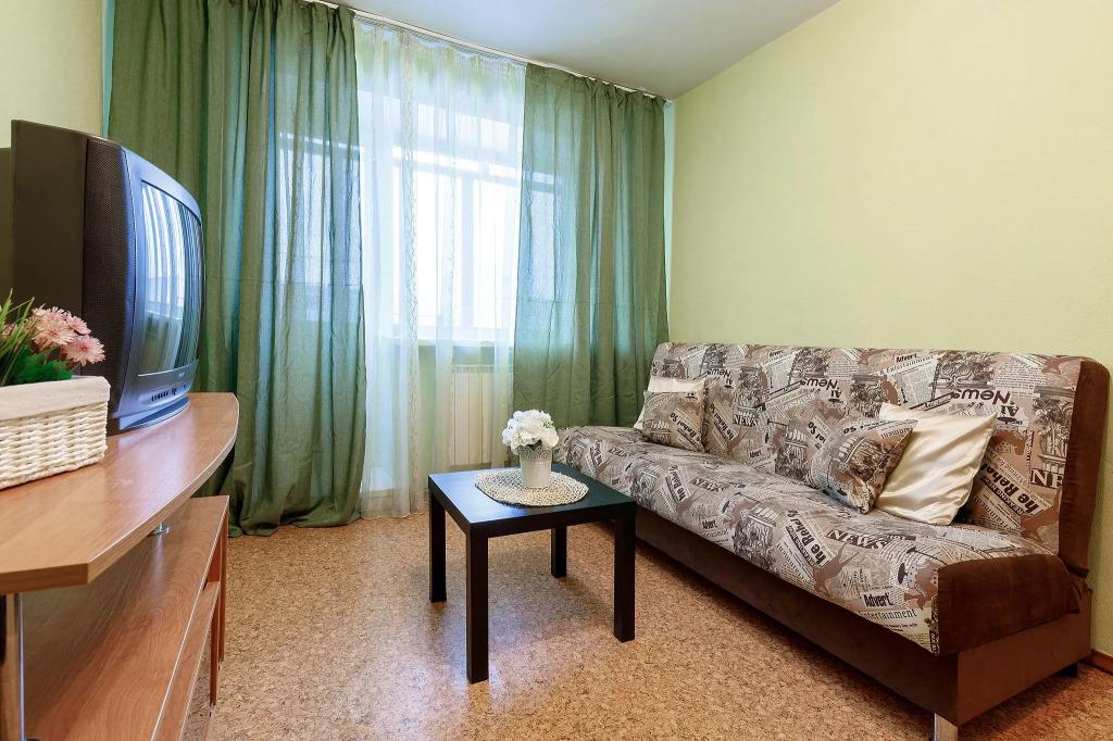 Na Vesenney 25 Flat 0*
