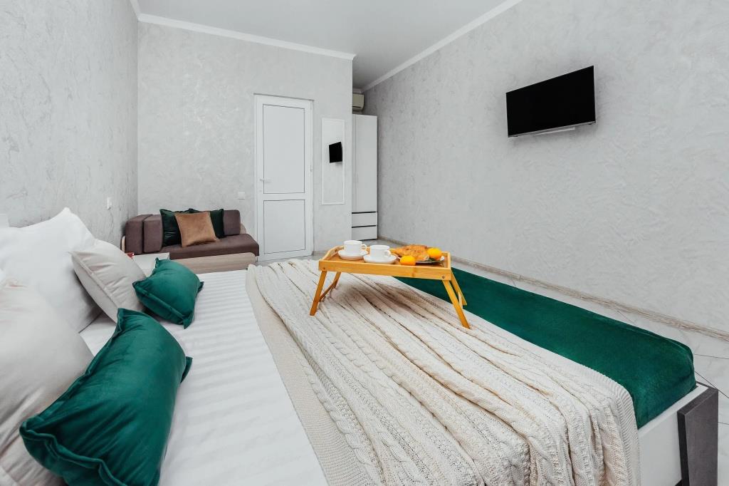 Bronau Elina Mini-hotel 0*