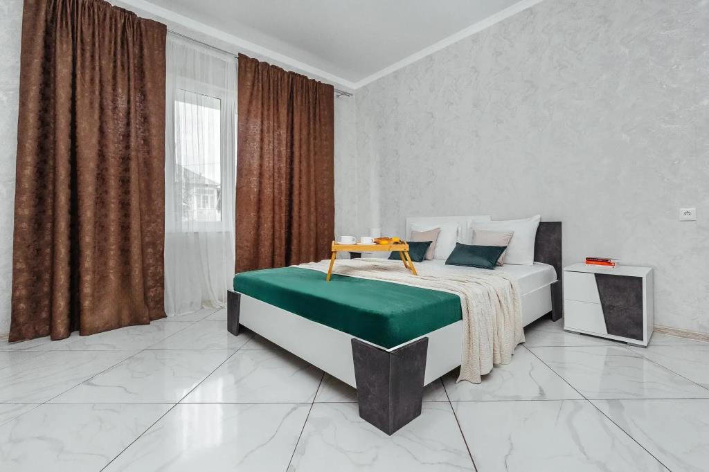 Bronau Elina Mini-hotel 0*