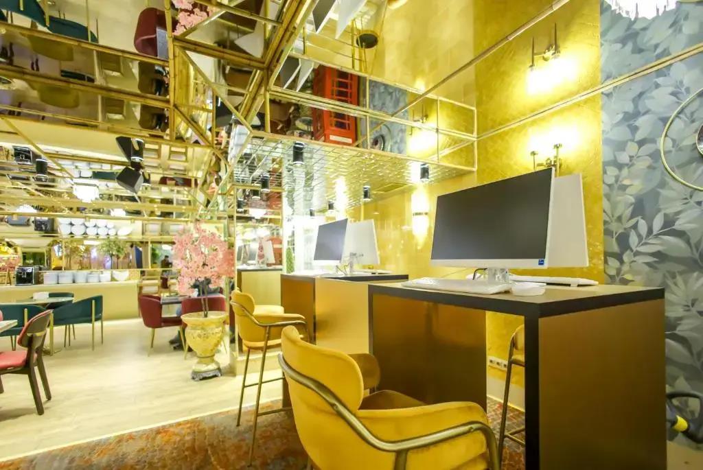 Hotel Carat Yerevan 4*