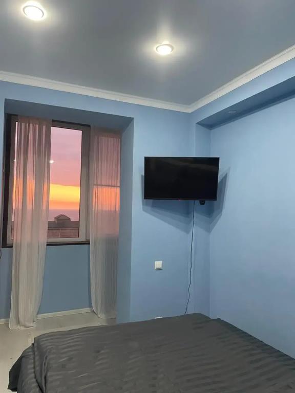 Na ulitse Abazgaa Flat 0*