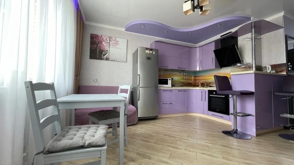 V Gelendzhike S Vidom Na Gory Flat 0*