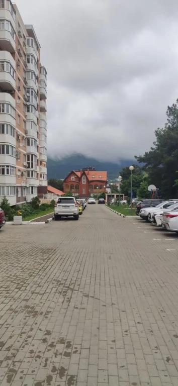 V Gelendzhike S Vidom Na Gory Flat 0*