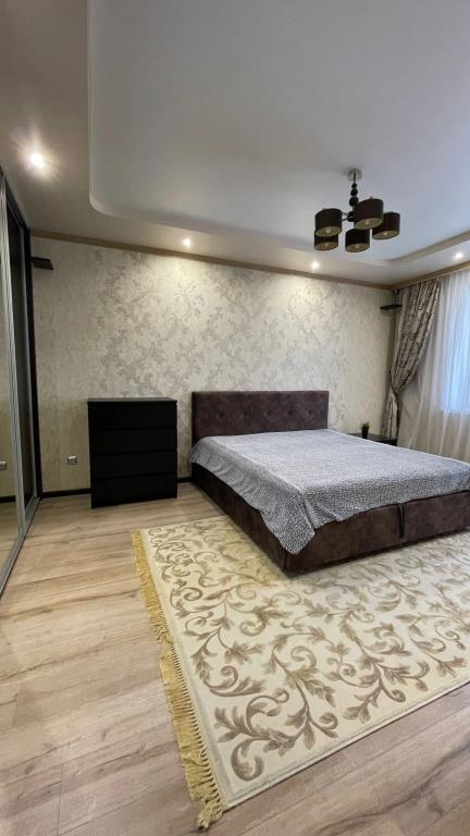 V Gelendzhike S Vidom Na Gory Flat 0*
