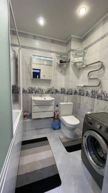 V Gelendzhike S Vidom Na Gory Flat 0*
