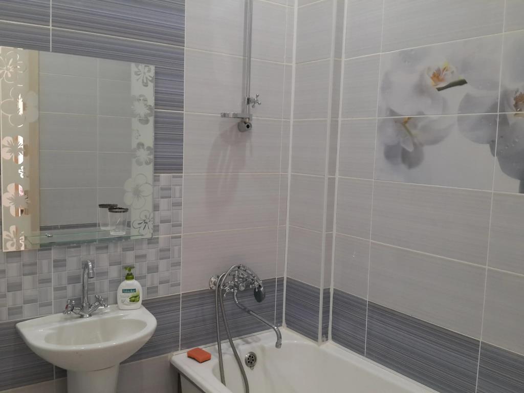 Mayak S Vidom Na More I Kreyser Flat 0*