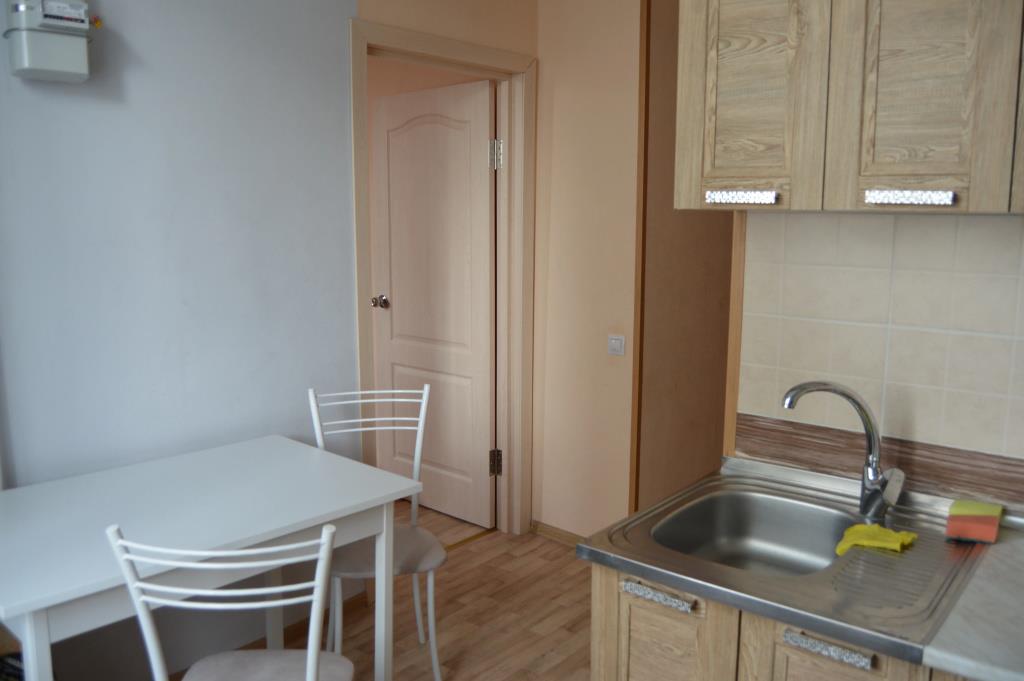 Mayak S Vidom Na More I Kreyser Flat 0*