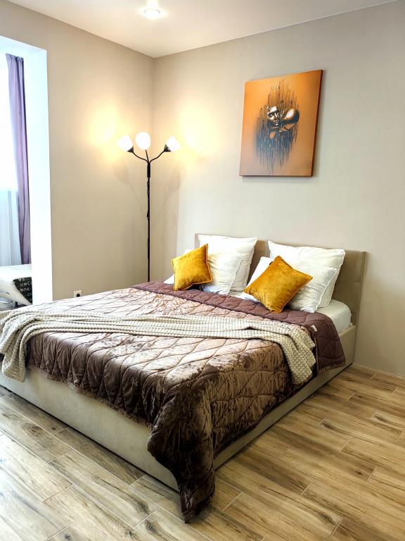 Uyutnaya Studiya Flat 0*
