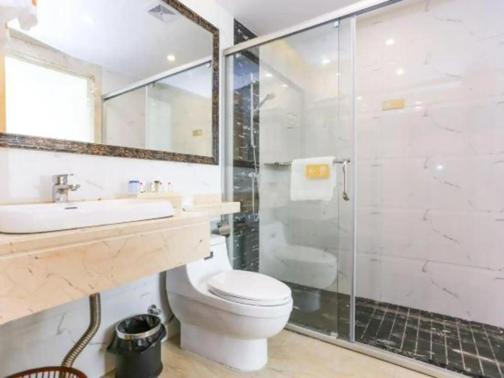 Companion Departure Hotel 2*