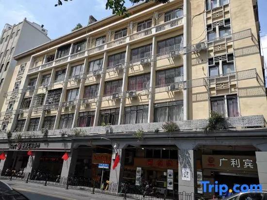 Guangli Hotel (Haizhu Square) 2*