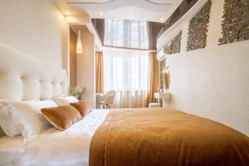 Prekrasnaya 2-kh komnatnaya ryadom s plyazhem Aleksino Flat 0*