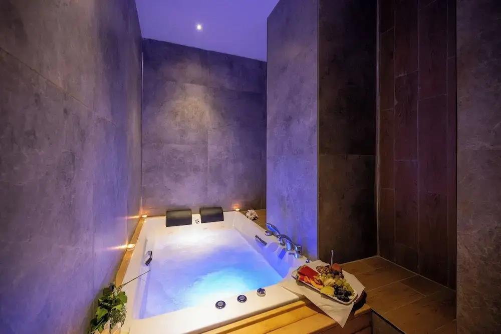 Vess Hotel & SPA 0*