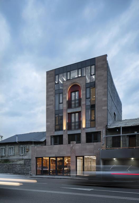 Area Yerevan Hotel 4*
