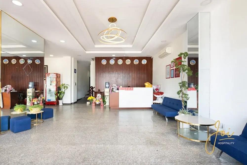 Joi Hospitality - Central 2*