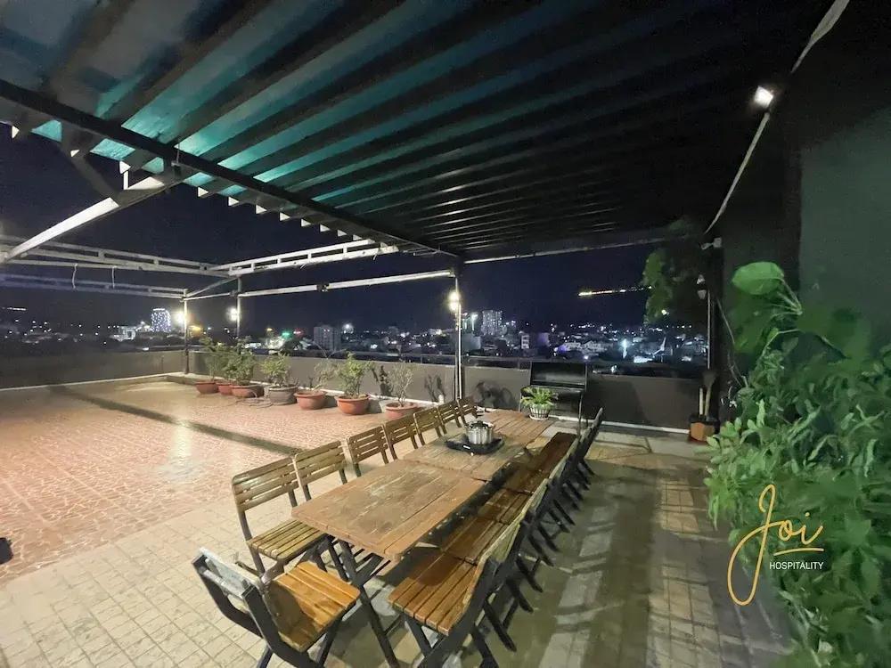 Joi Hospitality - Central 2*