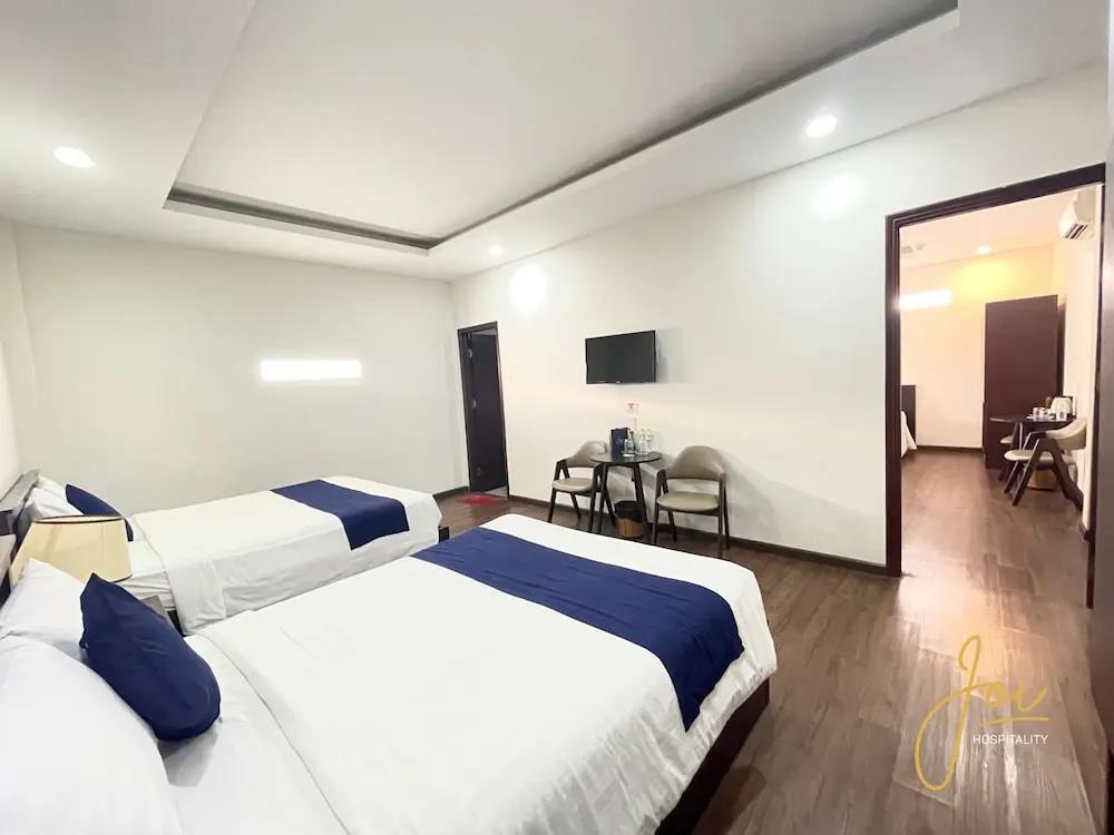 Joi Hospitality - Central 2*