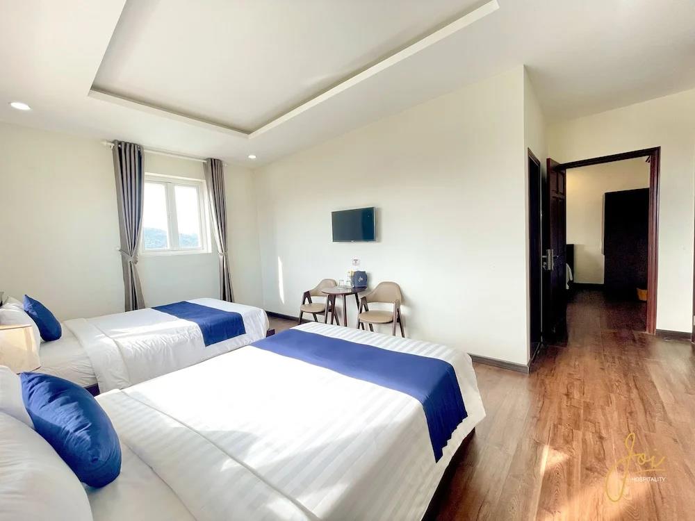 Joi Hospitality - Central 2*