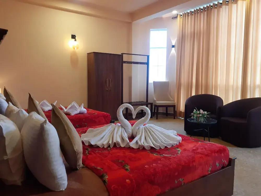 Rathna Grand Hotel Nuwara Eliya 2*