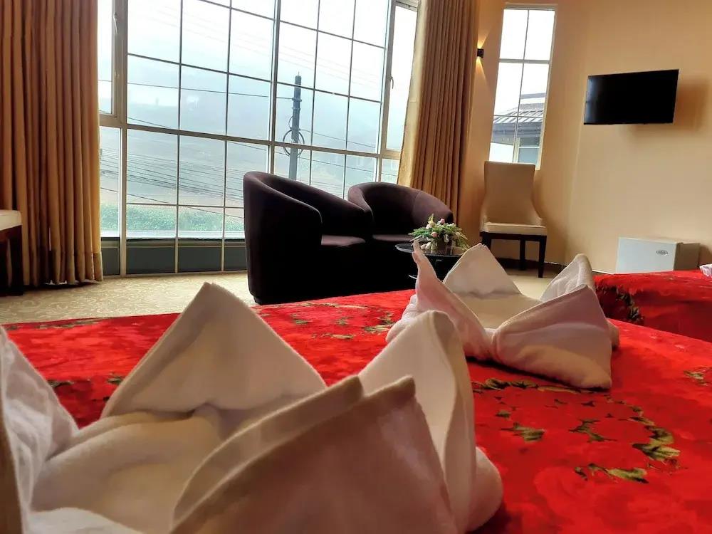 Rathna Grand Hotel Nuwara Eliya 2*